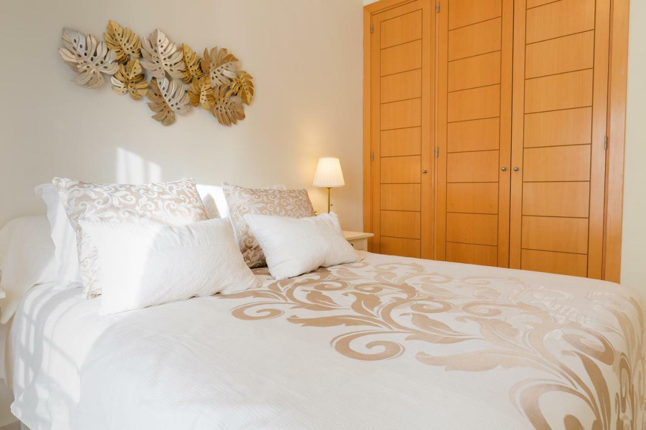 Precioso La Marina Apartment *